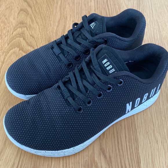 NOBULL Shoes - Black and Grey with Speckle NoBull Trainer W 7/M5.5